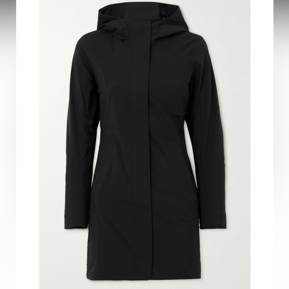 NWT Lululemon Rain Rebel hooded Glyde jacket